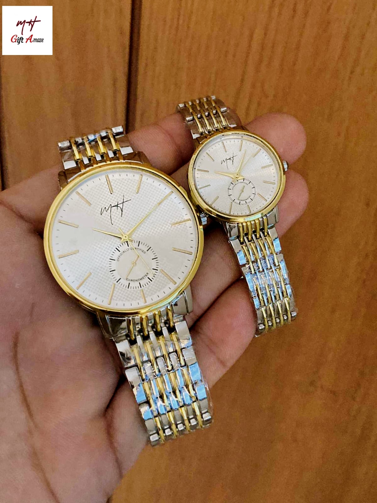 MH couple watch